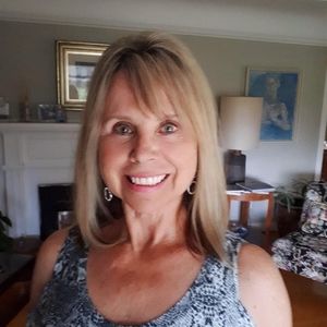 Meet your Posher, Deborah